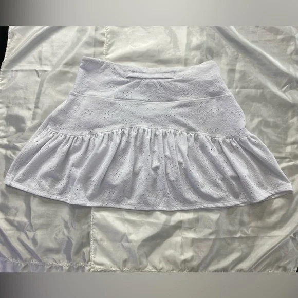 X by gotten pickleball/tennis/golf skirt/skort White Medium Used 1x Excellent - Picture 9 of 10